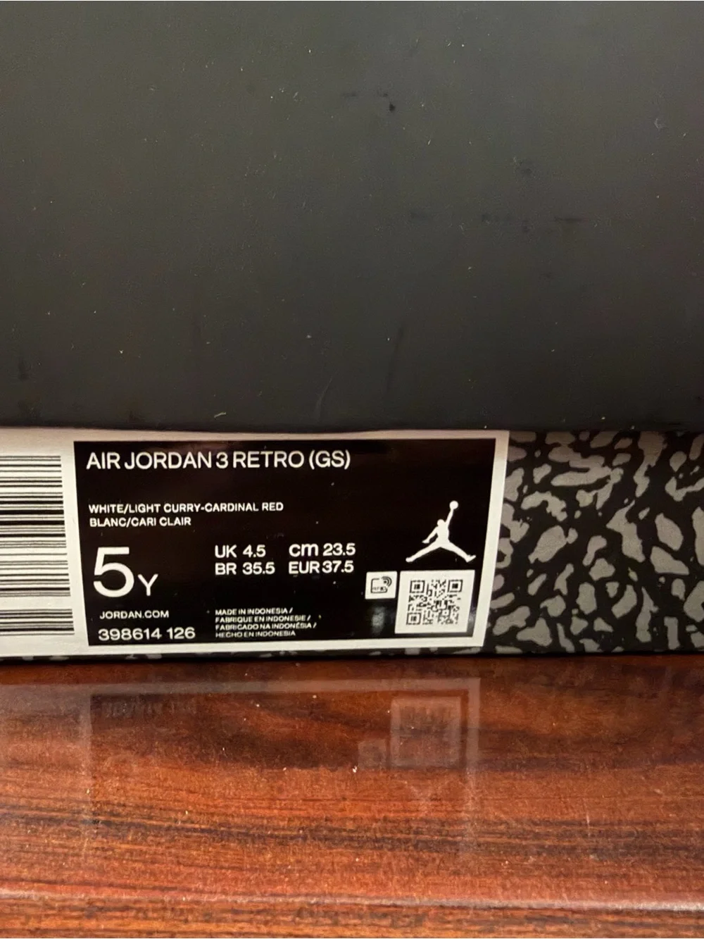 Jordan 3 Retro Cardinal Red